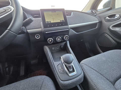 Zo&eacute; E-TECH EVOLUTION CHARGE NORMALE R110 ACHAT INTEGRAL - MY22 2022 occasion 44190 Saint-Lumine-de-Clisson
