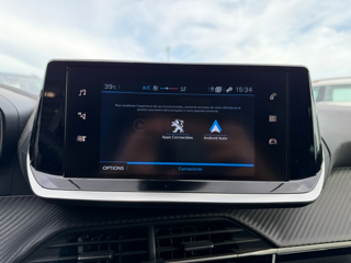 208 1.2 PURETECH 100CH S&S STYLE EAT8 + GPS 2023 occasion 16400 Puymoyen