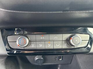 Corsa 1.2 75ch Elegance Business 2023 occasion 13200 Arles