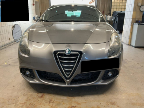 Giulietta 2.0 JTDM 140 VELOCE STOP&START 2013 occasion 38150 Salaise-sur-Sanne