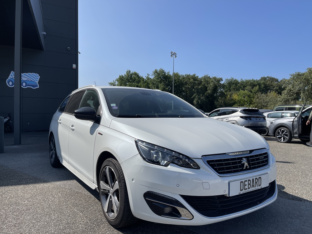 308 SW 1.2 PURETECH 130CH &curren;6.C S&S GT LINE 2017 occasion 33700 M&eacute;rignac