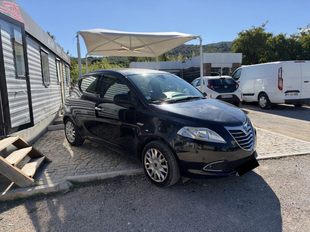 Ypsilon 0.9 TWINAIR PLATINUM STOP&START 5P 2014 occasion 83120 Sainte-Maxime