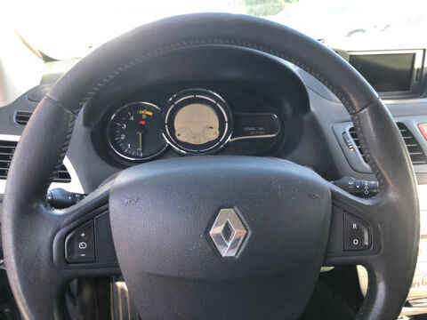 M&eacute;gane III 1.5 DCI 110CH FAP DYNAMIQUE ECO&sup2; 2011 occasion 34970 Lattes