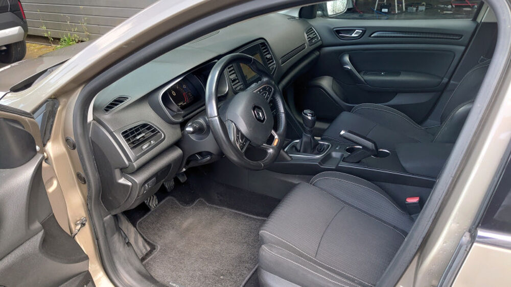 Megane IV 1.5 DCI 90CH ENERGY BUSINESS 2016 occasion 40990 Saint-Paul-l&egrave;s-Dax