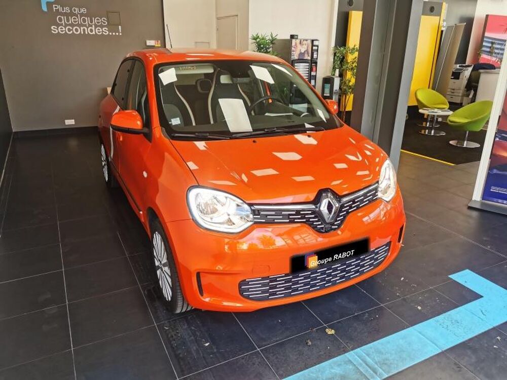Twingo E-Tech Electric Vibes R80 Achat Int&eacute;gral - 21 2021 occasion 78300 Poissy