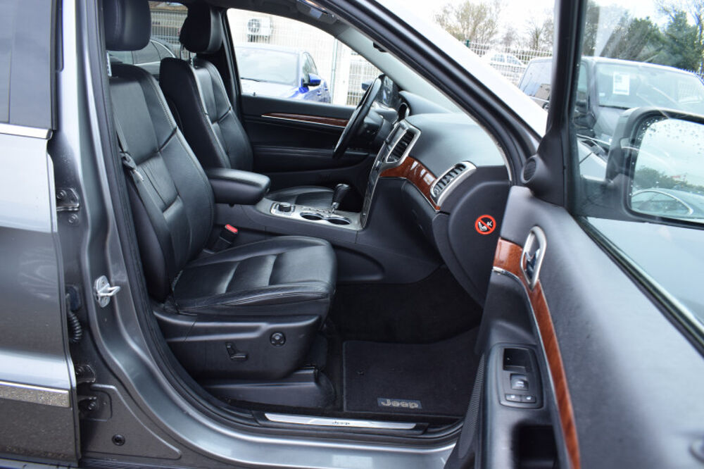 Grand Cherokee 3.0 CRD241 V6 FAP LIMITED 2012 occasion 34740 Vendargues