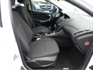 Focus 1.0 SCTI 100CH ECOBOOST STOP&START TREND 4P 2013 occasion 77144 Mont&eacute;vrain