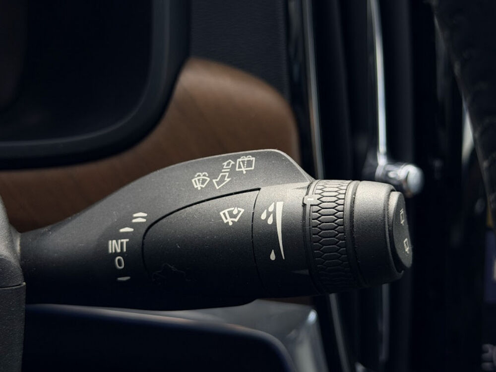 V90 D4 190CH INSCRIPTION GEARTRONIC 2018 occasion 72310 Bess&eacute;-sur-Braye