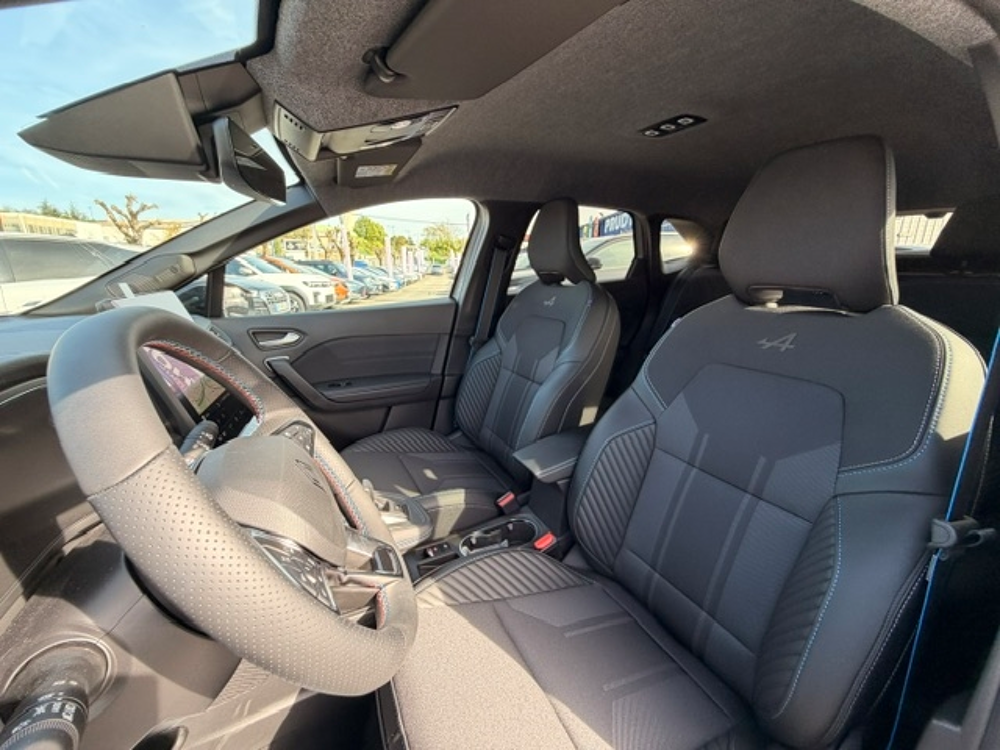 Symbioz 1.8 E-TECH FULL HYBRID 160CH ESPRIT ALPINE 2026 occasion 16400 Puymoyen
