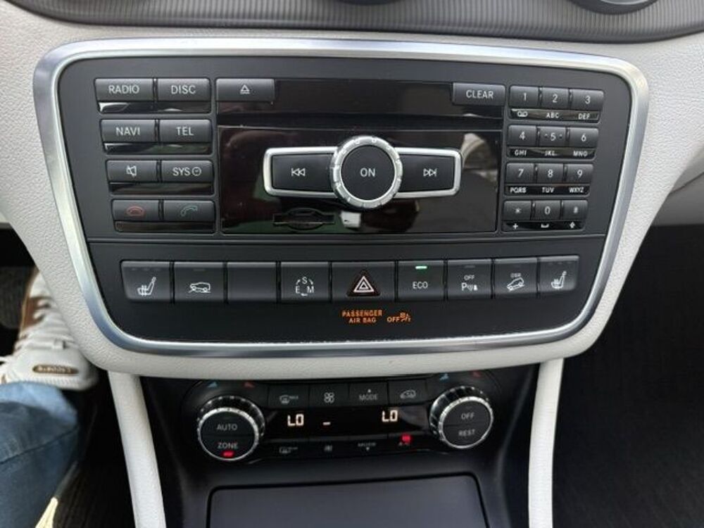 Classe GLA 250 SENSATION 4MATIC 7G-DCT 2014 occasion 85400 Sainte-Gemme-la-Plaine