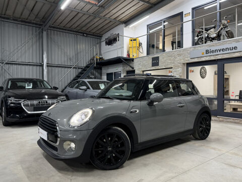 Mini Cooper 136CH Blackfriars BVA [ Toit Pano - LED - Sellerie Cu 2018 occasion Aubagne 13400