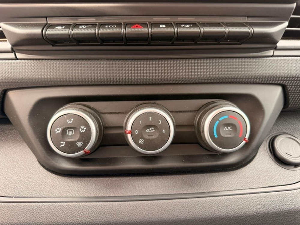 Trafic L2 2.0 BLUE DCI 150CH S&S ZEN 9 PLACES 2023 occasion 16400 Puymoyen