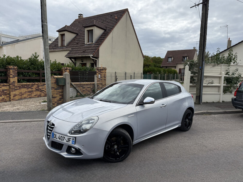 Giulietta 2.0 JTDM 150CH TROFEO STOP&START 2014 occasion 95480 PIERRELAYE