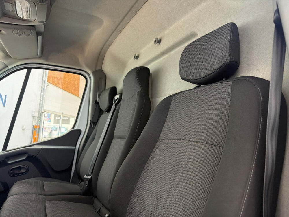 Master F2800 L1H1 2.3 BLUE DCI 135CH GRAND CONFORT EURO6 2022 occasion 28630 Nogent-le-Phaye