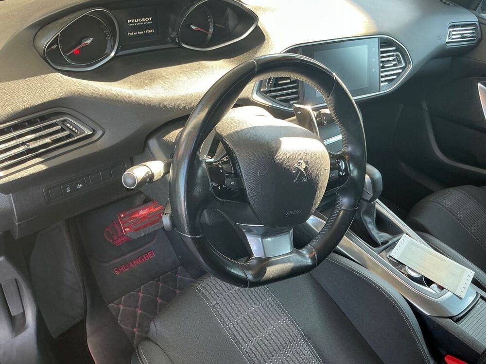 308 1.5 BLUEHDI 130CH S&S TECH EDITION EAT8 2019 occasion 56530 QUEVEN