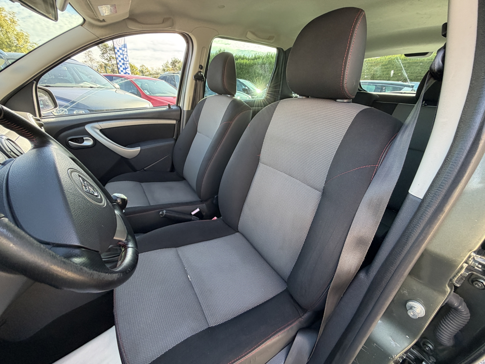 Duster 1.5 DCI 110CH FAP AMBIANCE 4X4 2013 occasion 88200 Saint-Nabord