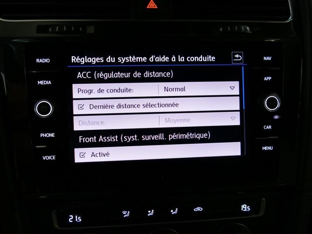 Golf 1.6 TDI 115ch FAP Confortline Business 5p 2019 occasion 77400 Lagny-sur-Marne
