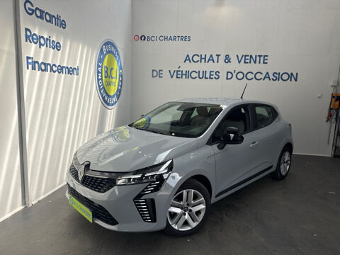 Renault Clio V 1.5 BLUE DCI 100CH EVOLUTION 2024 occasion Nogent-le-Phaye 28630