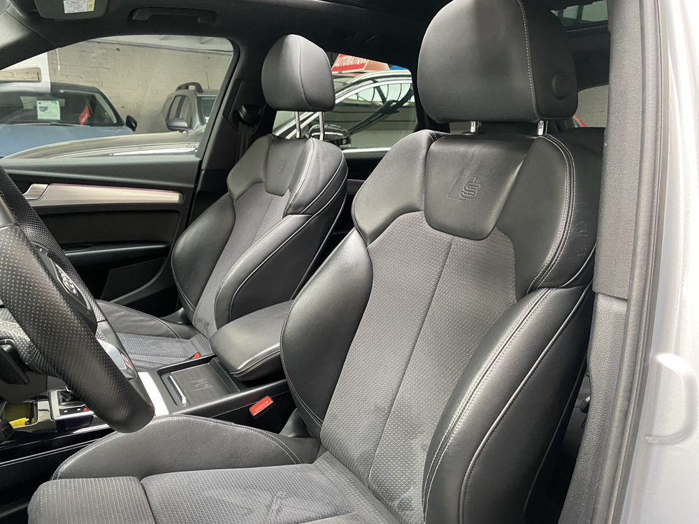Q5 50 TFSI E 299CH S LINE QUATTRO S TRONIC 7-TOIT OUVRANT- APPL 2021 occasion 78800 HOUILLES