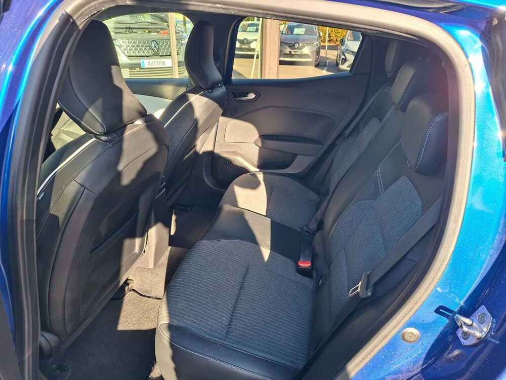 Clio 1.6 E-Tech hybride 145ch Techno 2022 occasion 78860 ST NOM LA BRETECHE