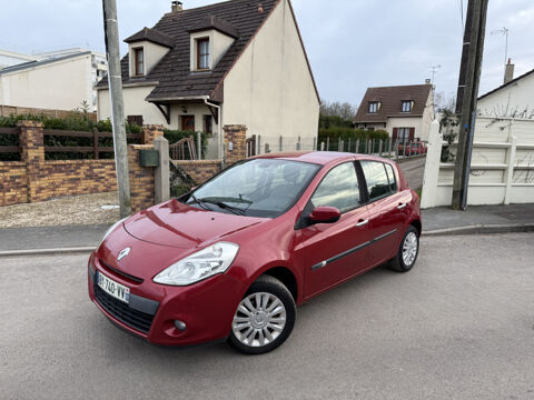 Annonce voiture Renault Clio III 6480 �