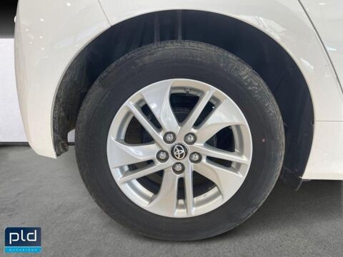 Yaris 120 VVT-i Dynamic Business 5p MC24 2024 occasion 13300 Salon-de-Provence