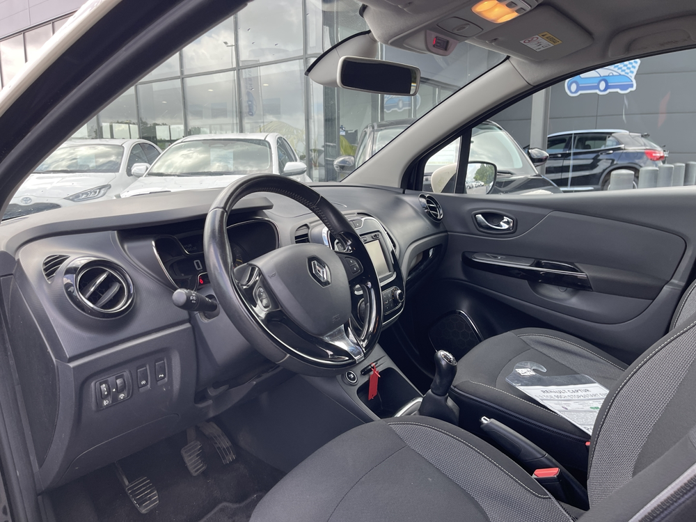 Captur 0.9 TCE 90CH STOP&START ENERGY INTENS ECO&sup2; EURO6 2015 occasion 33700 M&eacute;rignac