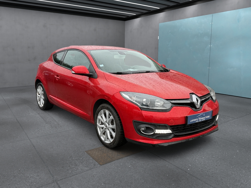 M&eacute;gane III Coup&eacute; 1.2 TCE 115CH ENERGY INTENS EURO6 2015 2016 occasion 88200 Saint-Nabord