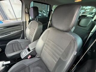 Grand Sc&eacute;nic III 1.6 DCI 130CH ENERGY BOSE ECO&sup2; 7 PLACES 2014 occasion 31140 Aucamville