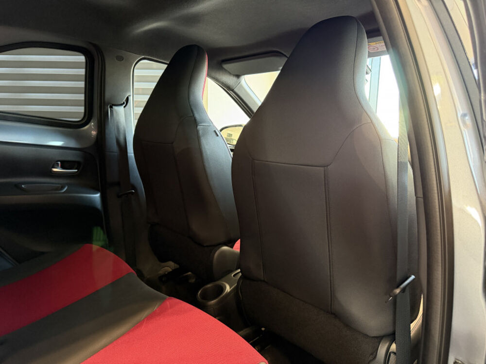 Aygo 211,00/MOIS* / 1.0 VVT-I 72CH UNDERCOVER S-CVT MY23 2023 occasion 57350 Stiring-Wendel