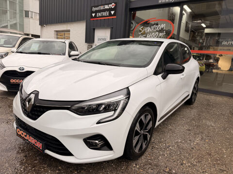 Renault Clio V 1.0 TCE 90CH EVOLUTION 2023 occasion Crolles 38920