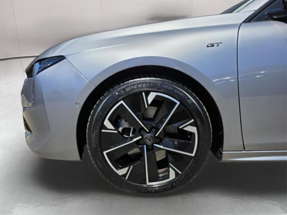 508 SW Hybrid 225 GT e-EAT8 / TOIT OUVRANT / HAYON MOTORISE 2024 occasion 56850 Caudan