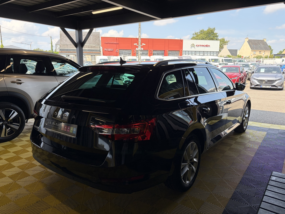 Superb 1.5 TSI ACT 150CH BUSINESS DSG7 2023 occasion 56530 Qu&eacute;ven