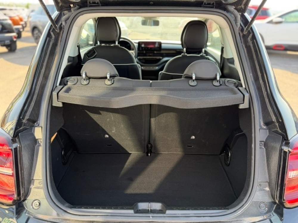 500 E 118CH PACK CONFORT 42KWH 2023 occasion 16400 Puymoyen