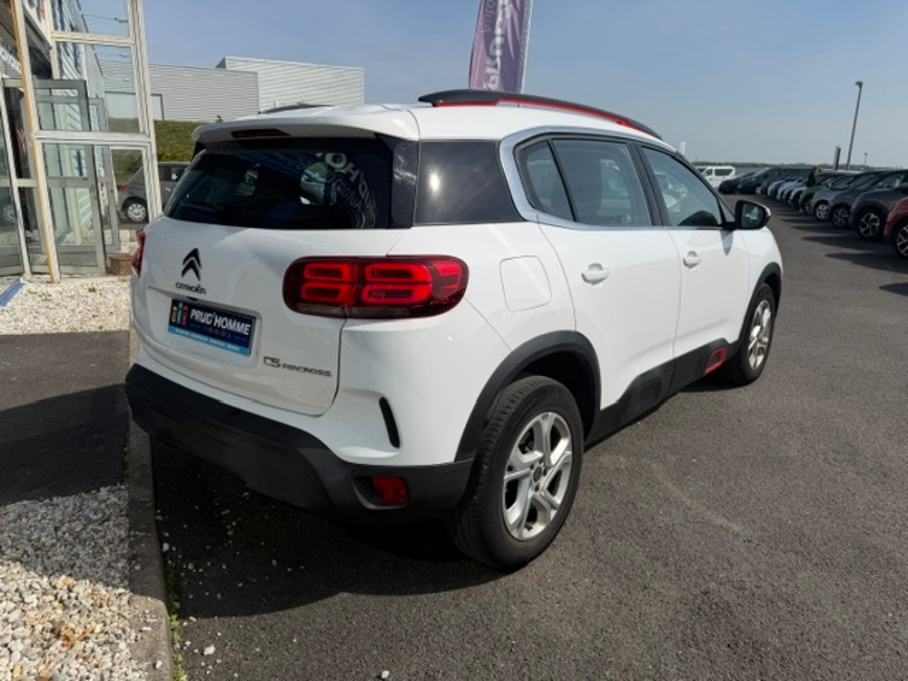 C5 aircross PURETECH 130CH LIVE DISTRIBUTION OK 2019 occasion 16400 Puymoyen