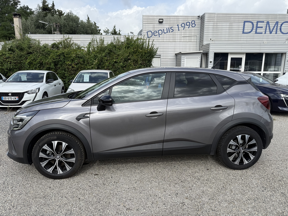 Captur 1.6 E-TECH HYBRIDE 145CH EVOLUTION 2023 occasion 26740 Les Tourrettes