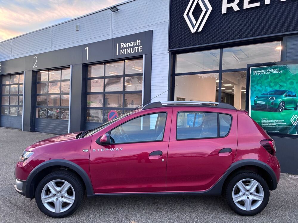 Sandero 0.9 TCE 90CH STEPWAY PRESTIGE EURO6 2016 occasion 38130 ECHIROLLES