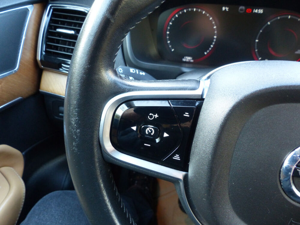 XC90 D5 AWD 225CH INSCRIPTION GEARTRONIC 7 PLACES 2015 occasion 77144 Mont&eacute;vrain