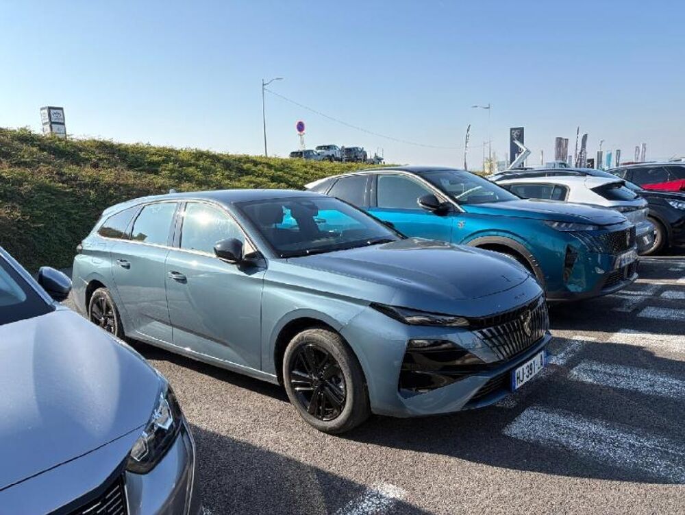 308 SW 1.2 Hybrid 145ch Style e-DCS6 2026 occasion 51100 Reims
