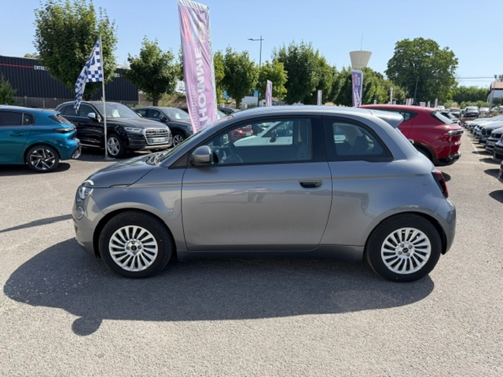 500 E 118CH PACK CONFORT 42KWH 2023 occasion 16400 Puymoyen