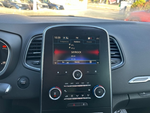 Grand scenic IV 1.7 BLUE DCI 120CH BUSINESS 7 PLACES 2020 occasion 16400 Puymoyen