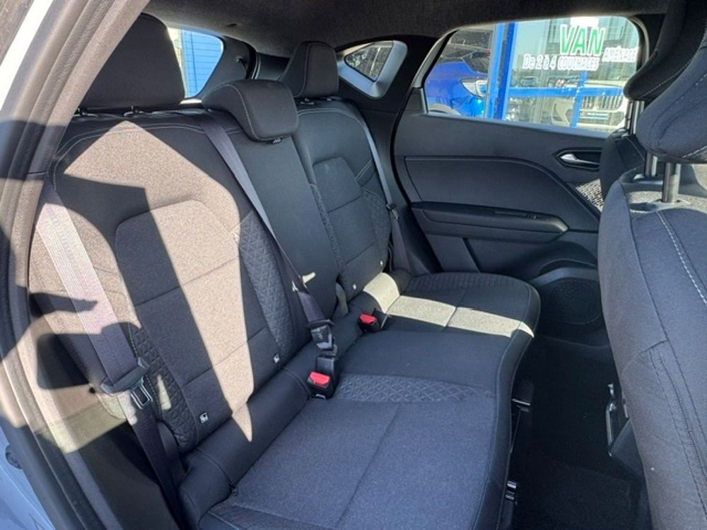 Captur 1.6 E-TECH FULL HYBRID 145CH EVOLUTION 2025 occasion 16400 Puymoyen