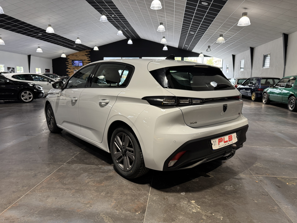 308 1.5 BLUEHDI 130CH S&S ACTIVE PACK EAT8 TVA PREMIERE MAIN 2024 occasion 12000 RODEZ