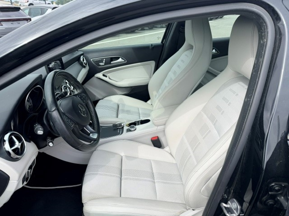 Classe GLA 200 D 136CH BUSINESS EXECUTIVE EDITION 4MATIC 7G-DCT 2017 occasion 65420 Ibos