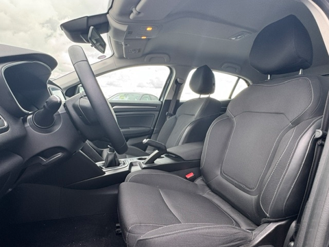 Megane IV 1.0 TCE 115CH BUSINESS 2022 occasion 16400 Puymoyen