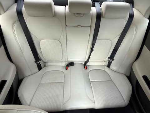 XE 2.0D 163CH E-PERFORMANCE PORTFOLIO BVA8 2017 occasion 70210 Montdor&eacute;
