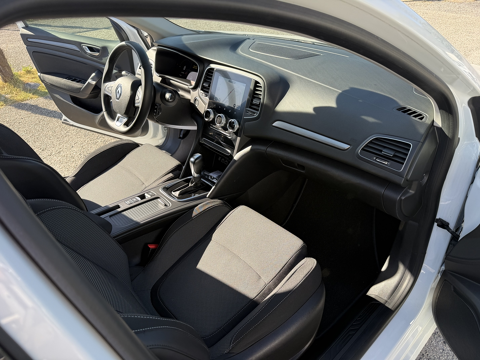 Megane IV 1.6 E-TECH PLUG-IN HYBRID 160CH EVOLUTION 2022 occasion 26740 Les Tourrettes