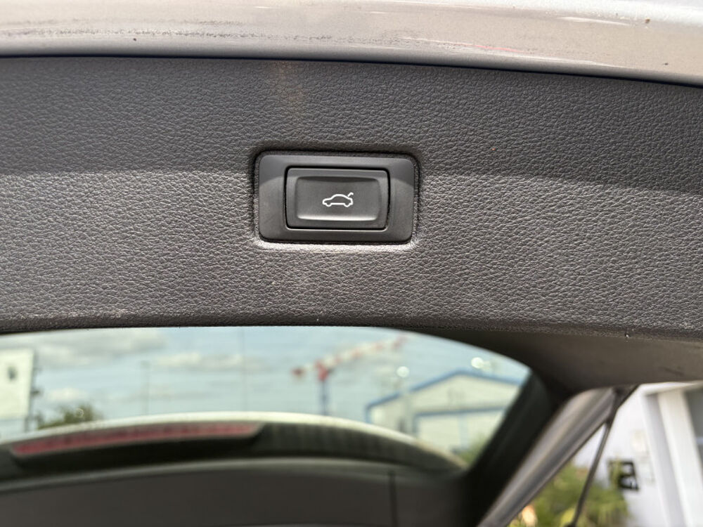 Q7 3.0 V6 TDI 272 CH CLEAN DIESEL S LINE QUATTRO TIPTRONIC 7 PL 2017 occasion 31770 Colomiers