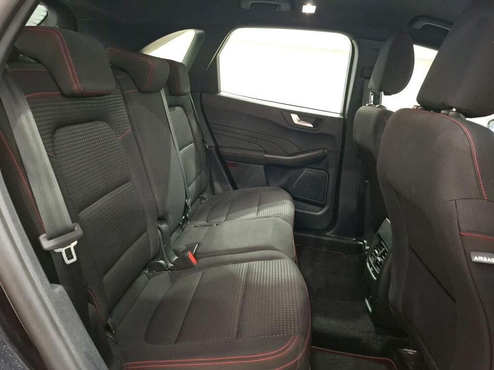 Kuga 2.5 DURATEC 190CH FHEV ST-LINE BUSINESS BVA 2024 occasion 38070 Saint-Quentin-Fallavier