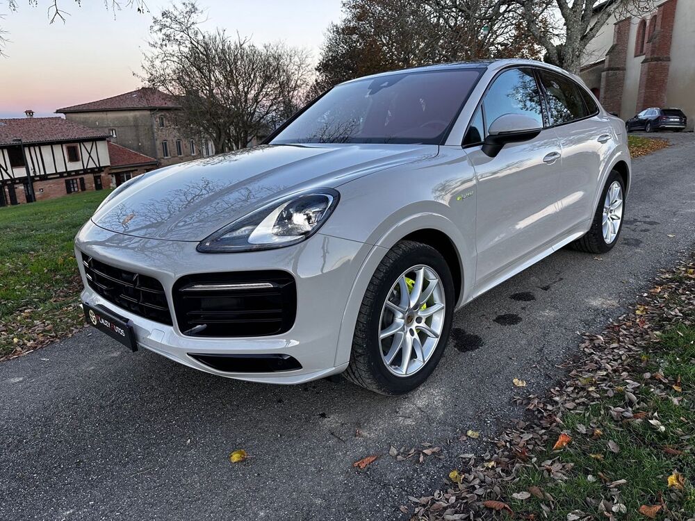 Cayenne (9YB) 3.0 V6 462CH E-HYBRID 2022 occasion 31340 VACQUIERS